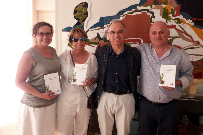 El poeta aragonés José Luis Gracia Mosteo, ganador del I Premio de Poesía Melaza Villa de Salobreña.